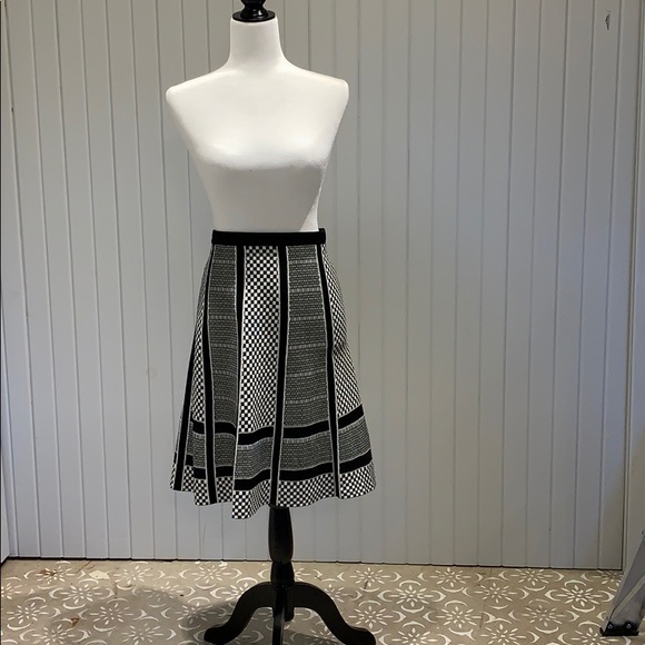 Spense Heavy Knit Checkered Skirt - Picture 2 of 4